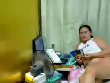 Chaturbate Live Sex Cam of xxloveheart