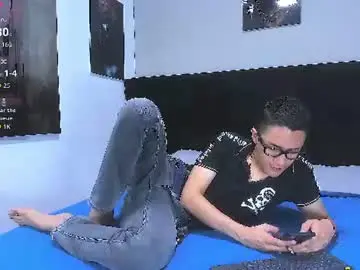 Chaturbate Sex Cam of adam_walker_1