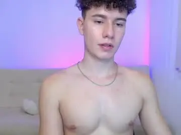 Chaturbate Adult Webcams of adrian_morelli