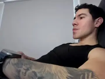 Chaturbate Live Sex Cam of andresjuan92