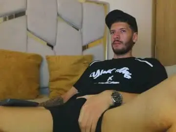 Chaturbate Sex Chat of max_tayloor