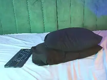 Chaturbate Adult Webcam of alana_petite