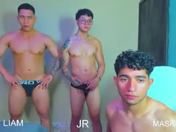 Chaturbate Live Sex of liiam_jesus