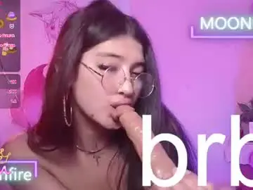 Chaturbate Sex Cam of moonfiredance