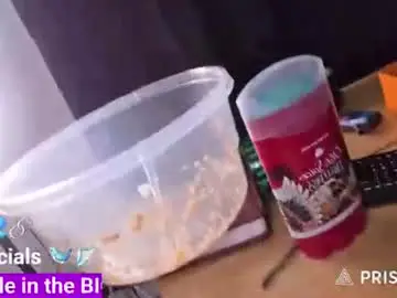 Chaturbate Live Porn of hardselfsucker1