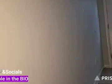Chaturbate Nude Webcam of hardselfsucker1