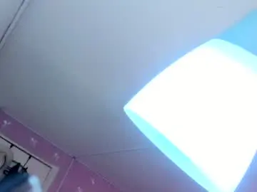 Chaturbate Nude Webcam of red_moon_2