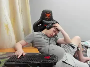Chaturbate Live Sex Cam of iliaskrislove