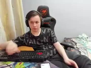 Chaturbate Live Sex Cam of iliaskrislove