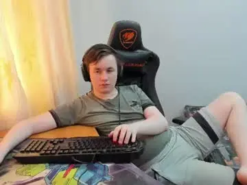 Chaturbate Live Sex Cam of iliaskrislove