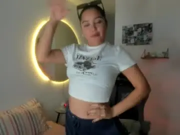 Chaturbate Free Porn Cam of juli_santos_22