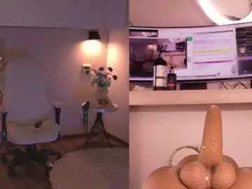Chaturbate Watch Live Sex Cams of lau__1