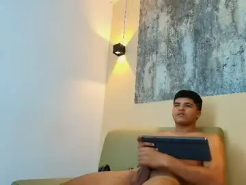 Chaturbate Live Sex Cam of mark_golum