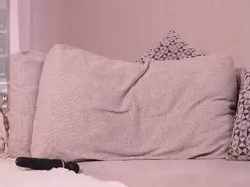 Chaturbate Sex Cam of shelleyborom