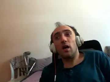 Chaturbate Live Sex Cam of bentish