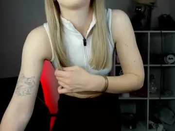 Chaturbate Adult Webcams of evelynblond