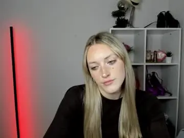 Chaturbate Best live sex cam show of evelynblond