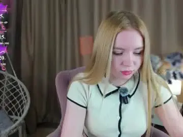 Chaturbate Live Sex Cam of ida_lewiss