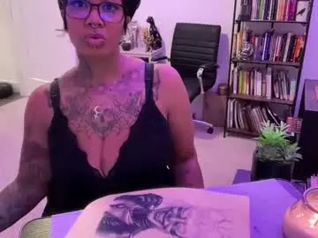 Chaturbate Live Sex Cam of goddesskalitha