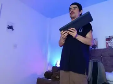 Chaturbate Free Porn Cam of ethan_briggs