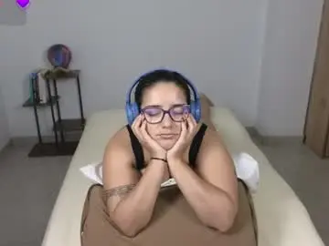 Chaturbate Watch Live Sex Cams of moonwoman_