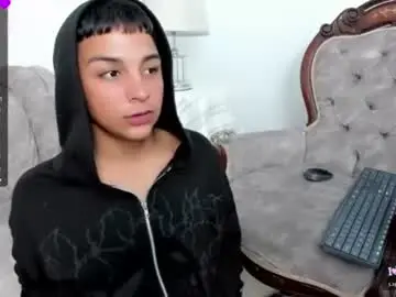 Chaturbate Live Sex Cam of seductivo_jr