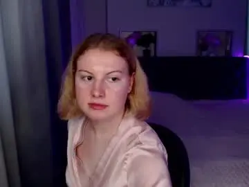 Chaturbate Live Sex Cam of kriseuphoria