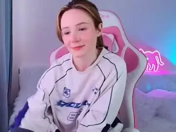 Chaturbate Free Live Porn of poompoompeach_