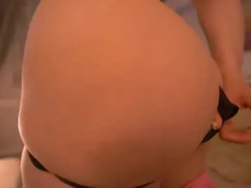 Chaturbate Live Sex of sweety_rinushka_