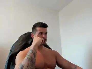 Chaturbate Live Sex Cam of alphagodleatherking92