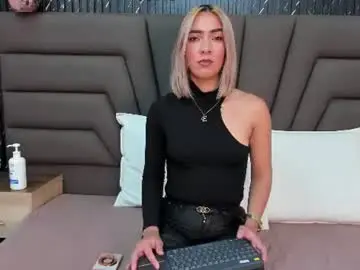 Chaturbate Best live sex cam show of ashley_miller26