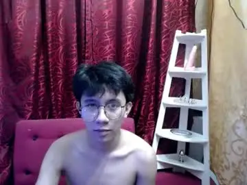 Chaturbate Watch Live Sex Cams of petiteasian_boy