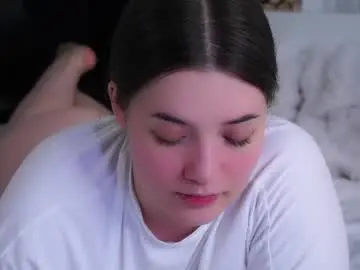 Chaturbate Live Sex Cam of maidabuoy
