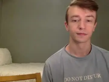 Chaturbate Live Sex Cam of ashingwest97