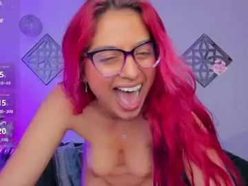 Chaturbate Sex Cam of raven_reyes7