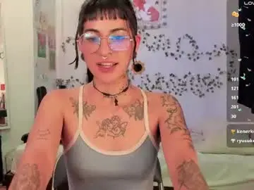 Chaturbate Best live sex cam show of kila_moonlight444