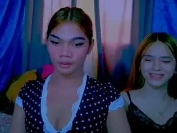 Chaturbate Live Sex Cam of extremelian