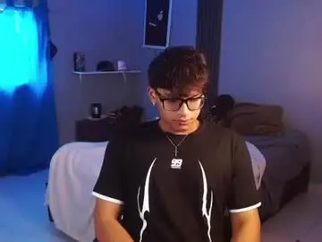 Chaturbate Best live sex cam show of mr_yisuz