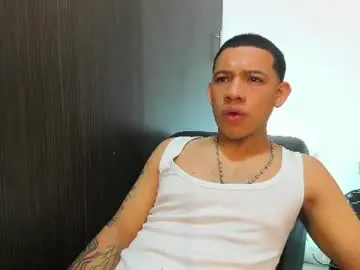 Chaturbate Free Live Porn of benjamin_lichx