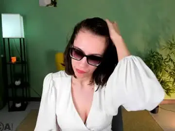 Chaturbate Live Sex Cam of eva_sicret