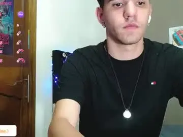 Chaturbate Live Sex of matteo12_