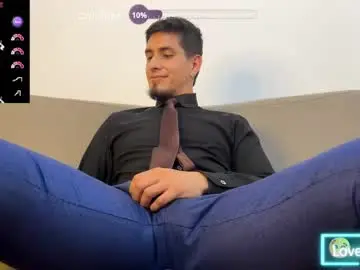 Chaturbate Free Porn Cam of tom_blunt96