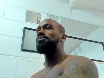 Chaturbate Live Sex Cam of tafari_1