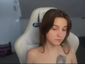Chaturbate Nude Webcam of livehub054
