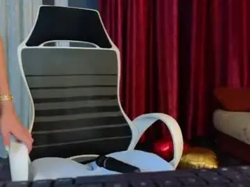Chaturbate Watch Live Sex Cams of mellisakim