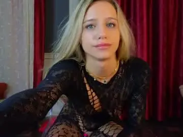 Chaturbate Live Sex Cam of mellisakim