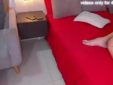 Chaturbate Sex Cam of naughty_julieta13