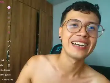 Chaturbate Best live sex cam show of leaneseb