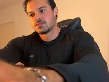 Chaturbate Nude Webcam of lucasfit24