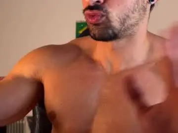 Chaturbate Best live sex cam show of lucasfit24